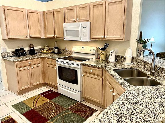 5th image of 2064 Gerald Ave