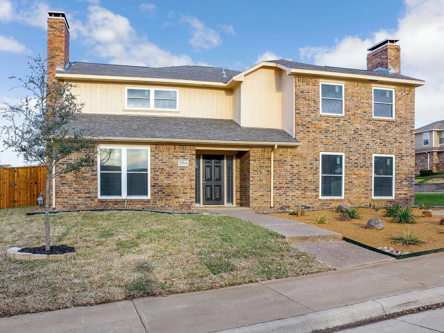 3 bed, 2.5 bath, 1821 sqft, $2,750 — Photo 1