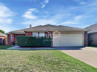 429 Asbury Dr, Saginaw, TX 76179