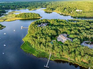 16 Cove Point Lane, Marstons Mills, MA 02648
