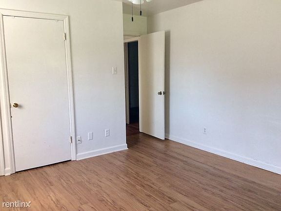 3rd image of 2021 Saint Michael Dr APT 2