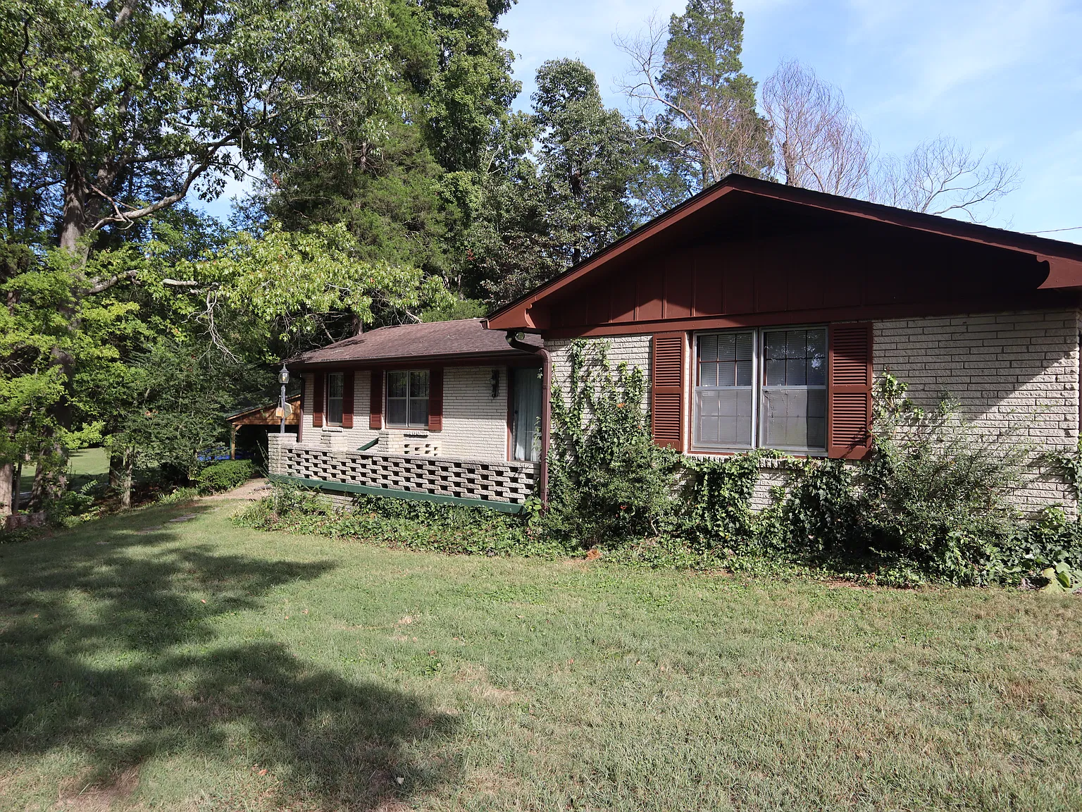 3 bed, 1700 sqft, $1,200 — Photo 2