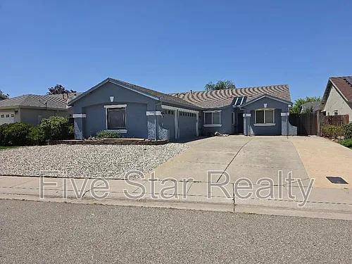 805 Rich Pl Photo 1