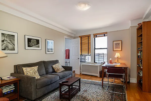 Rented by Rita S Citrin, LREB | media 14