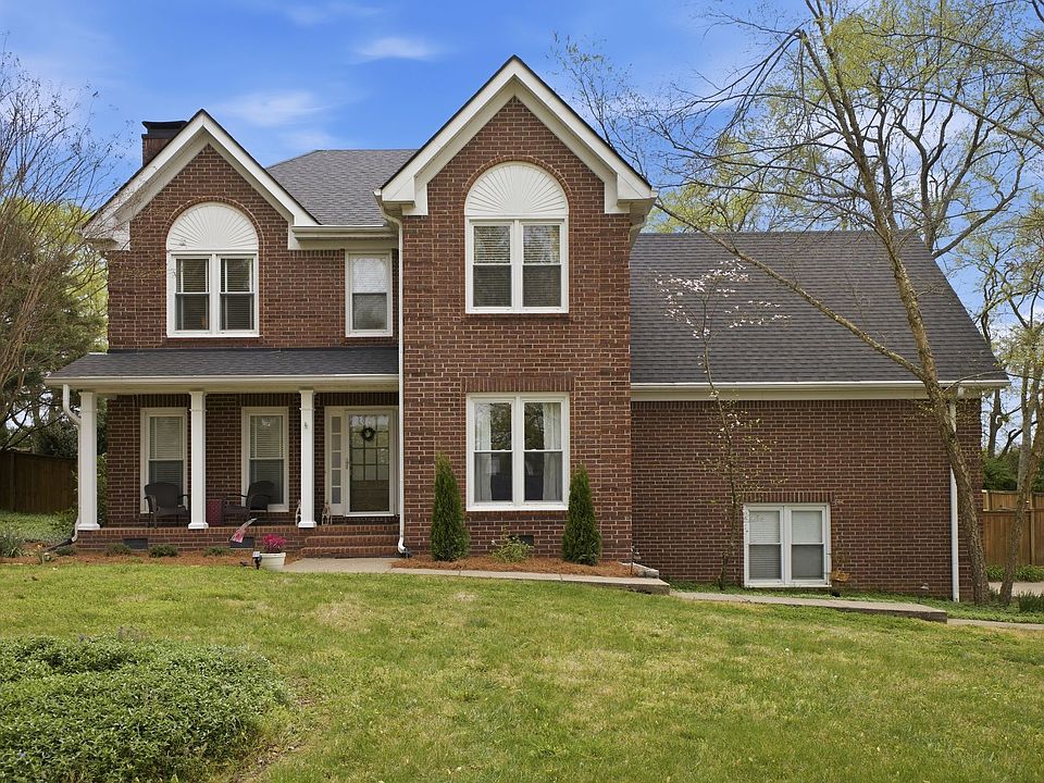 1st image of 4012 Oxford Glen Dr
