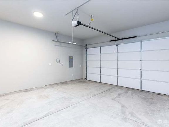 3rd image of 14114 4th Ave E