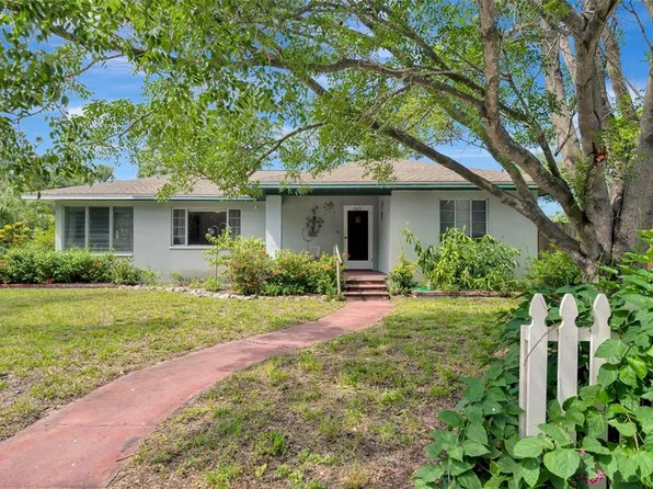 1622 18th Ave W, Bradenton, FL 34205