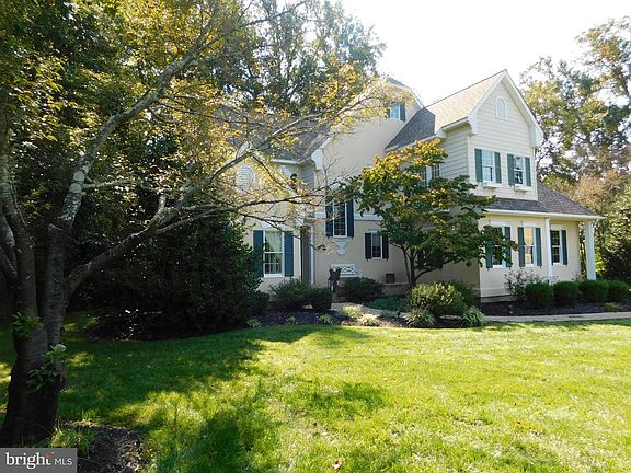 2nd image of 28 Baltray Rd