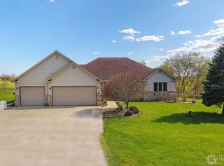 16411 82nd St, Bristol, WI 53104