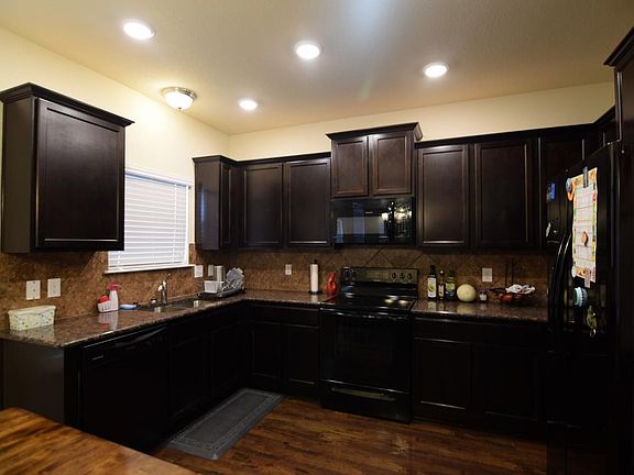4th image of 4903 Katy Creek Ln