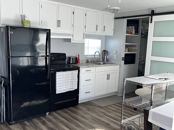 5th image of 4770 N Mayberry Rd Unit 296