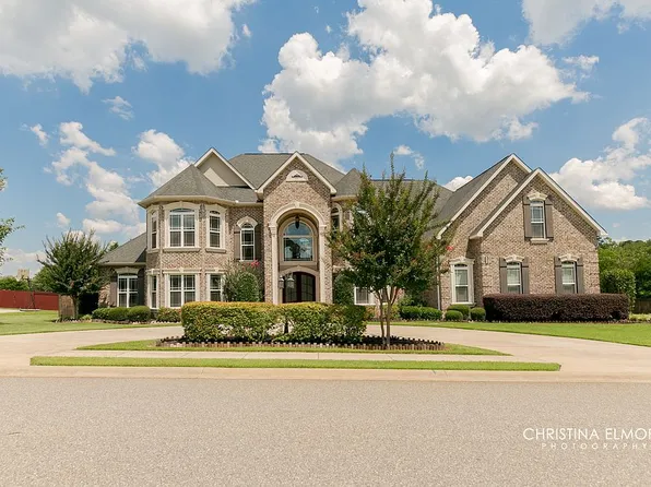 111 Vanguard Ct, Centerville, GA 31028