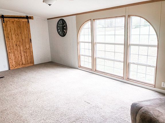 5th image of 2949 Heartland Ln