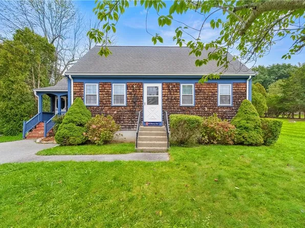 68 Sherry Ave, Bristol, RI 02809