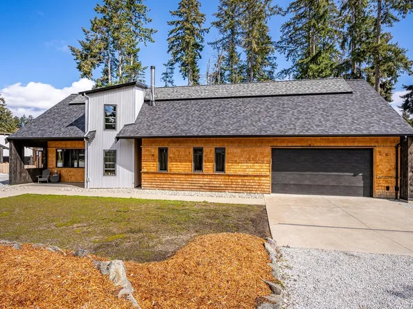 4615 Thompson Clarke Dr E, Nanaimo, BC V0R 1G0