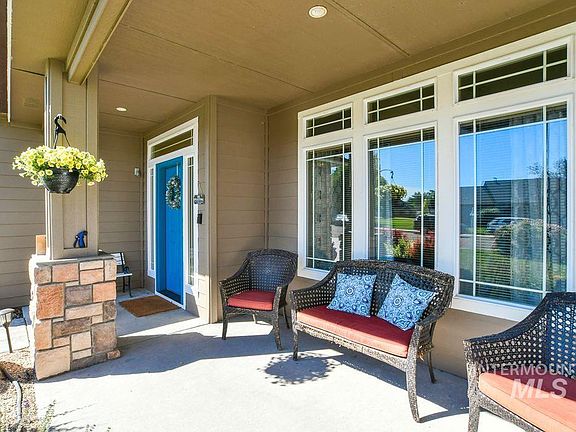 5th image of 3604 Catalina Ave
