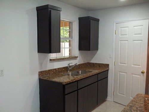 3rd image of 801 Darlene Ave