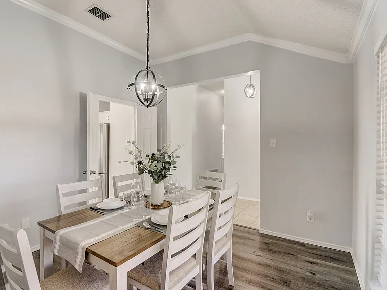 6302 Mount Vernon Dr — Photo 12