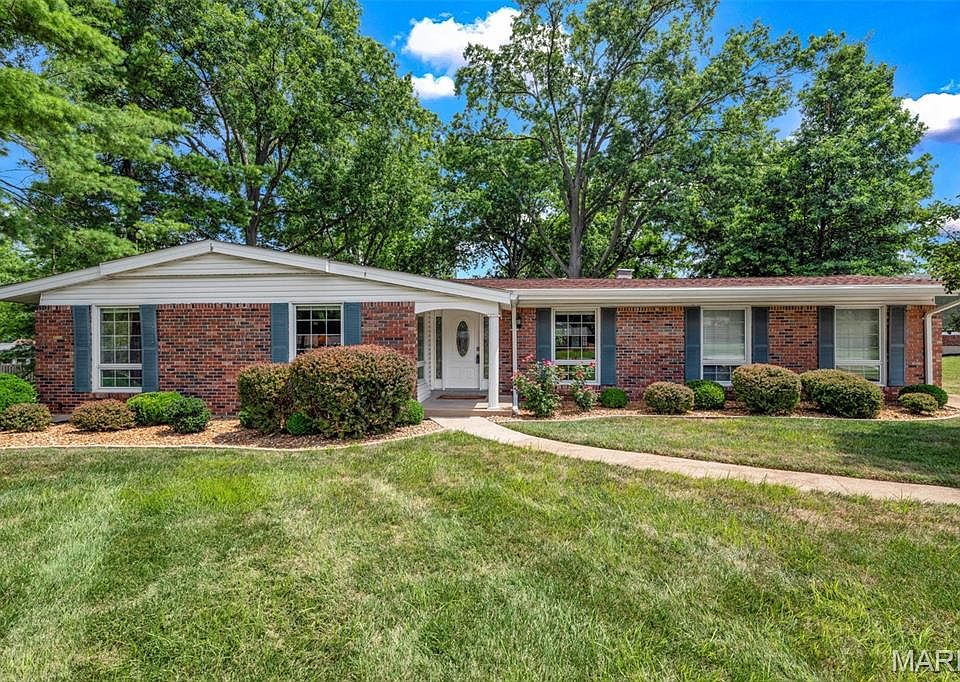 1st image of 345 Norwood Cir