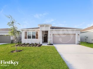 214 Windsor Reserve Dr, Eagle Lake, FL 33839
