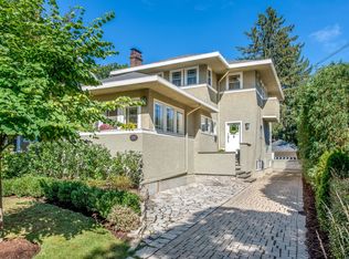 369 Hawthorn Ln, Winnetka, IL 60093