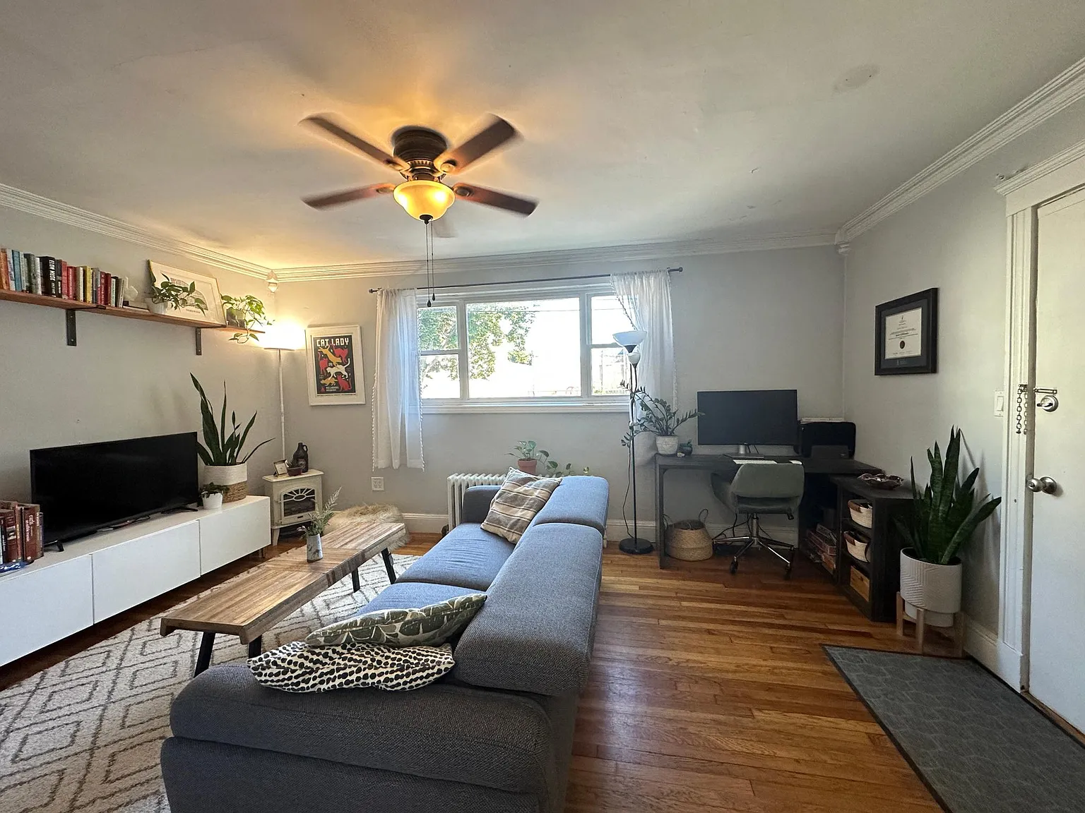 1 bed, 600 sqft, $2,500 — Photo 1