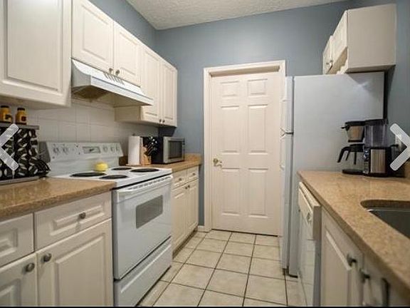 4th image of 2025 Woodmont Blvd