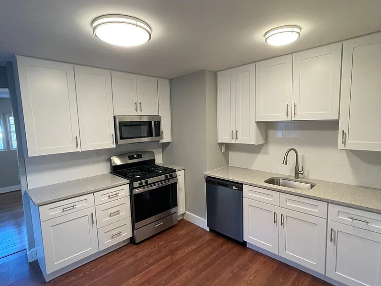 7776 W Bruno Ave — Photo 9