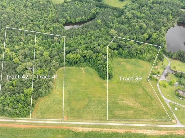 39 Hobby Ln, Kinards, SC 29355