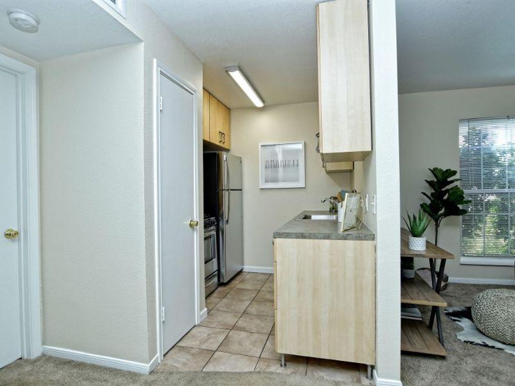 West 24th Street Apartment Rentals Austin Tx Zillow