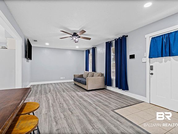 5th image of 1849 Ranch House Dr
