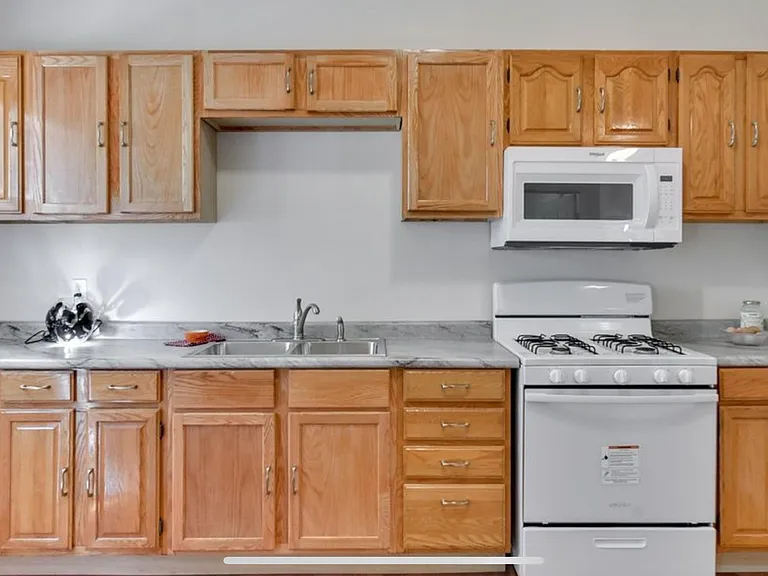 1301 Madison St #1 — Photo 2