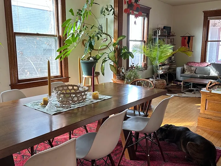 2941 Oakland Ave — Photo 6