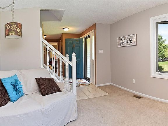5th image of 8805 E 147th Pl