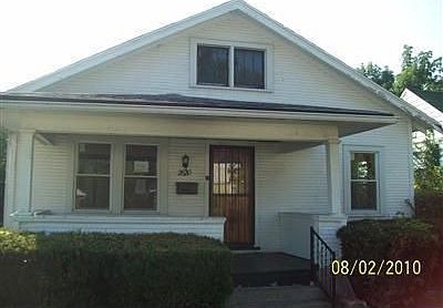 1st image of 2620 Fairport Ave
