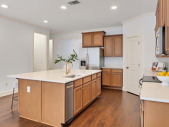 5th image of 2214 Clare Park Dr