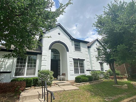 2nd image of 1227 Willowdale Ln