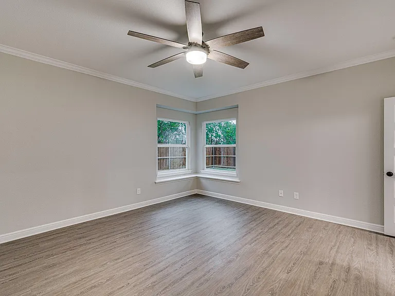 8247 Heritage Glen Dr #1 — Photo 17