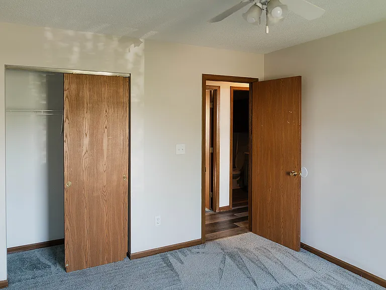 405 Lake St — Photo 18