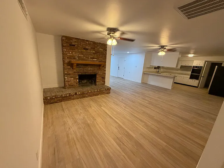 4128 Perth Dr — Photo 10