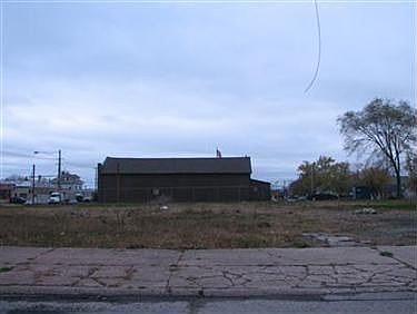 1st image of 3057 Broadway