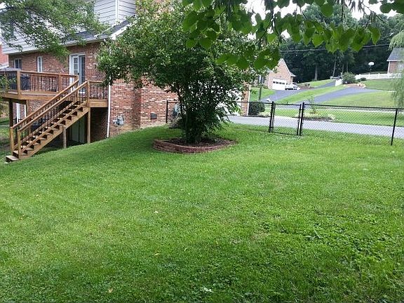 4th image of 3609 Rockwood Pl