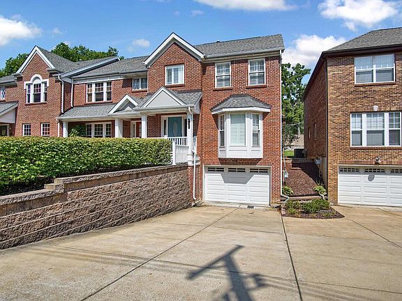 2nd image of 3433 Cambridge Ave