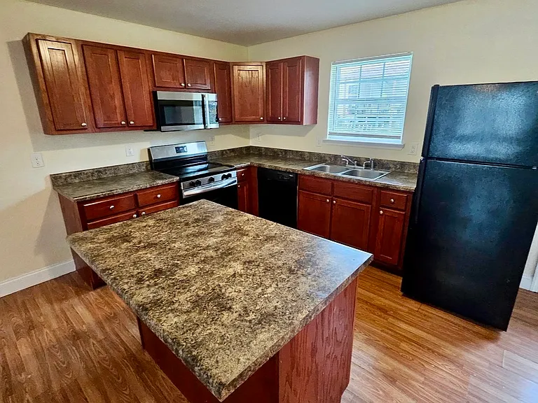 1757 Broadway St #3 — Photo 1