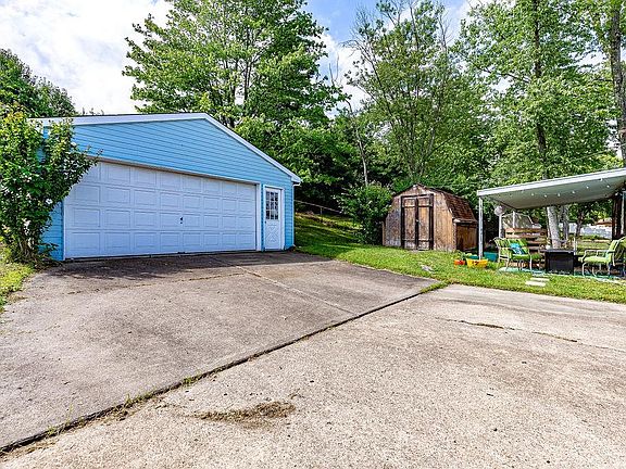 5th image of 10251 Dewhill Ln
