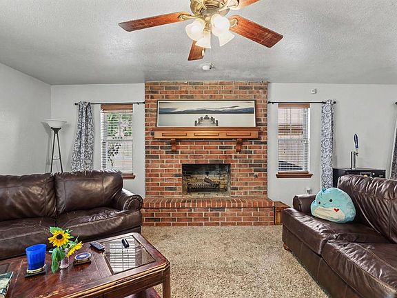 5th image of 1913 Vanessa Dr