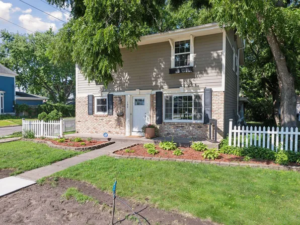 102 7th Ave N, Hopkins, MN 55343