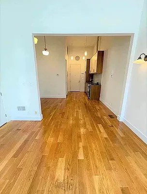 Rented by MADEHOME | media 18