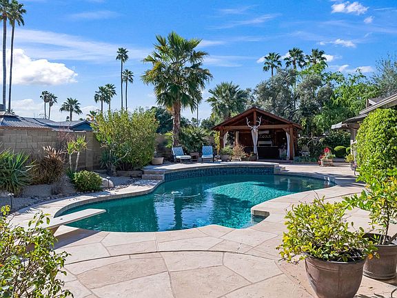 3rd image of 14821 N HANA MAUI Drive