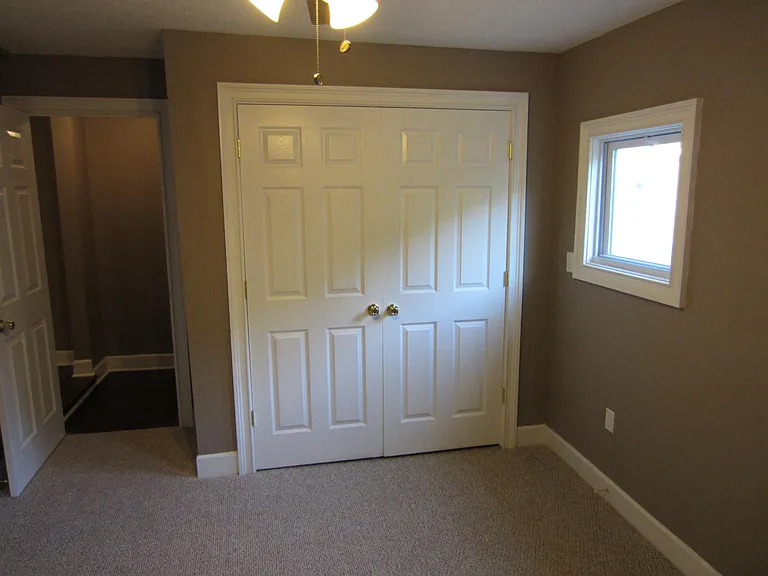2009 Clover Ave #1 — Photo 8